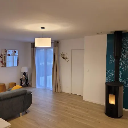 Maison Neuve Bord De Dordogne 빌라