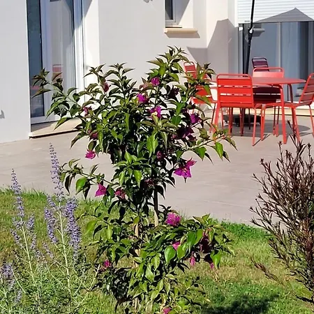 Maison Neuve Bord De Dordogne 빌라 Lanzac