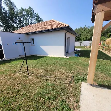 Maison Neuve Bord De Dordogne Villa *